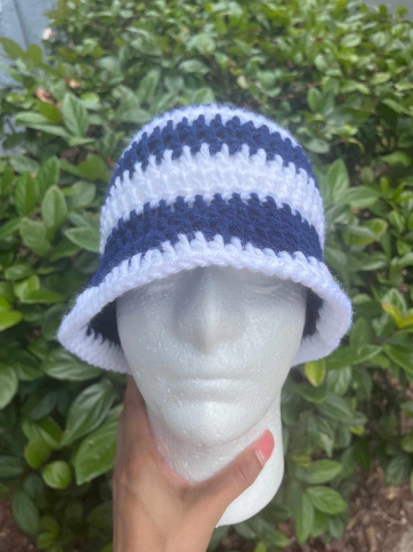 Navy/White Bucket