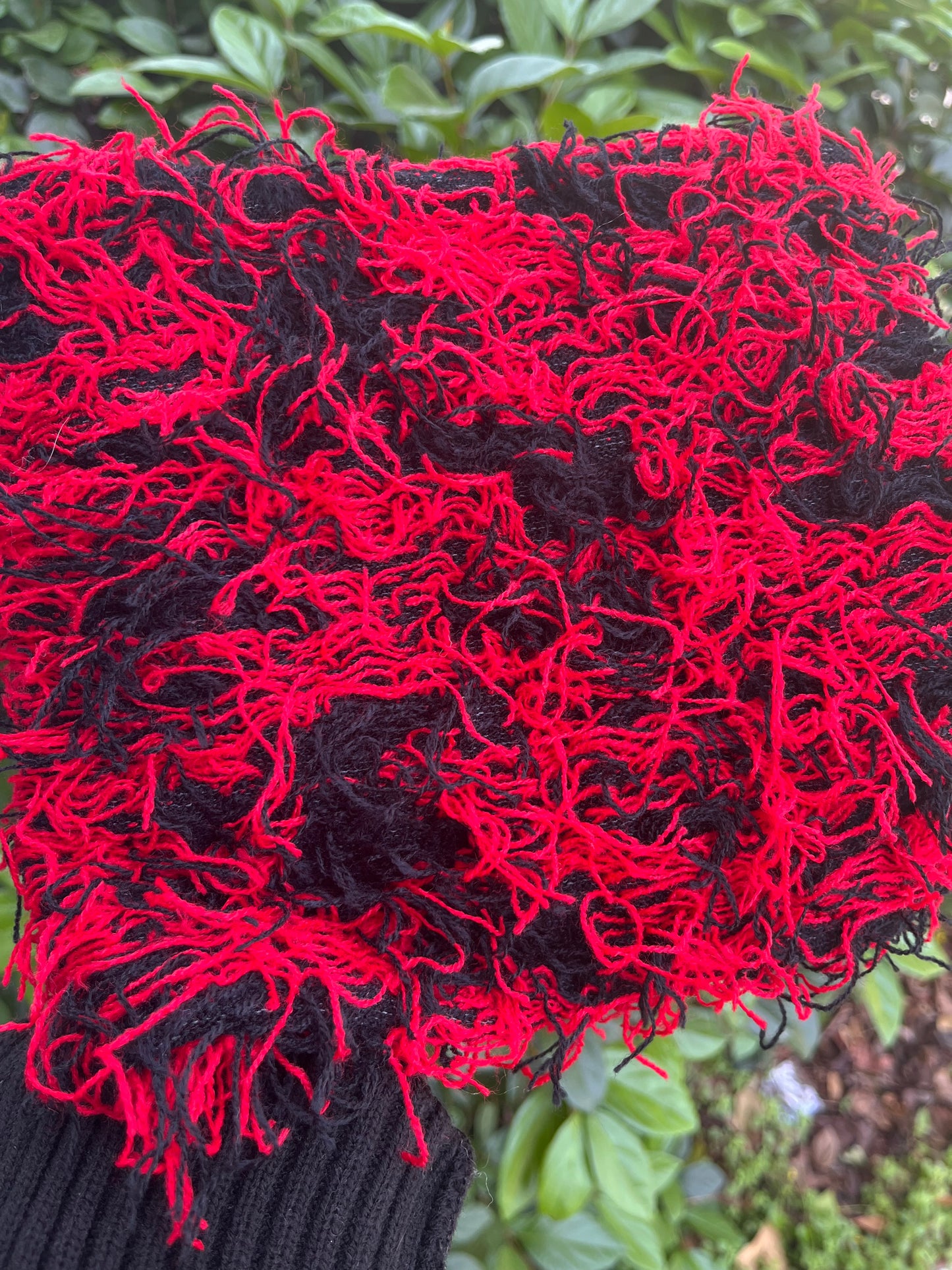 Red/Black String Hat (Cat Ear)
