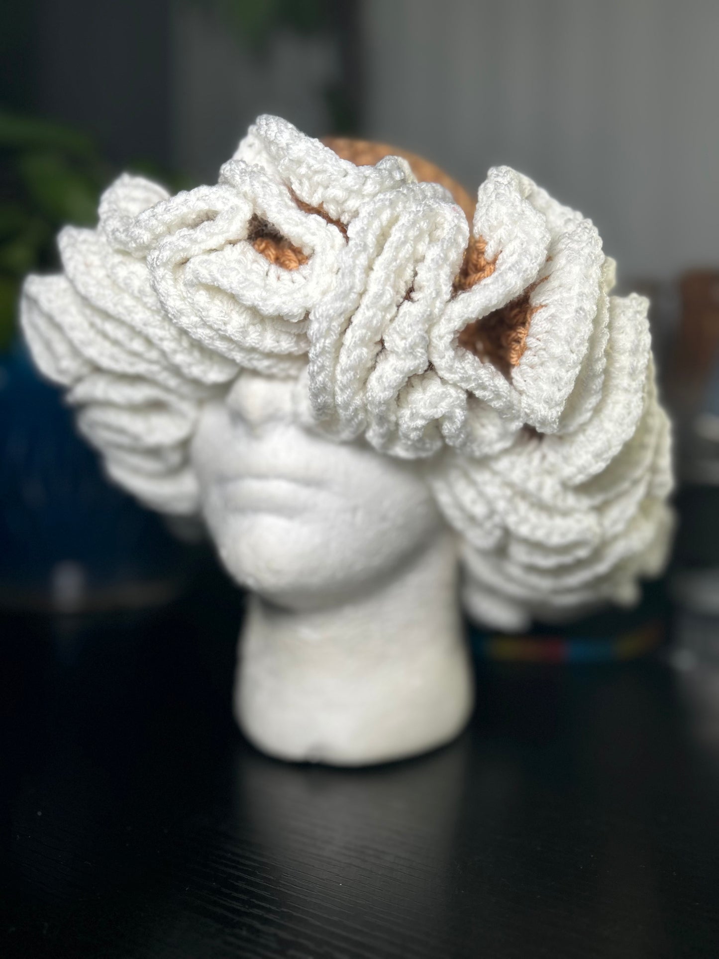 Crème Brûlée Bloom (Extra Ruffle)