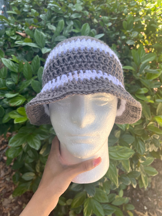 Grey/White Bucket