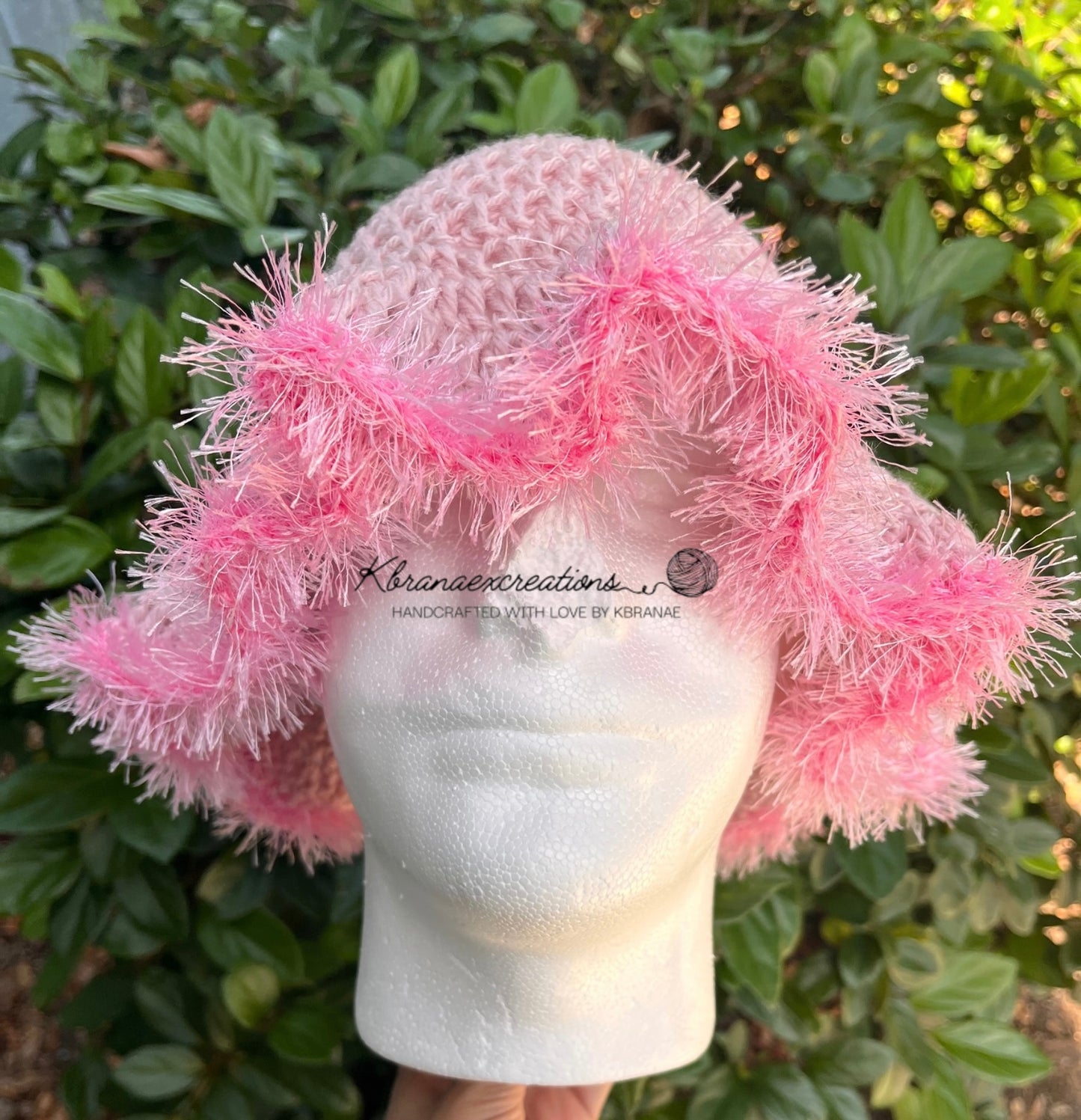 Light Pink Ruffle w/ Fluffy Trim