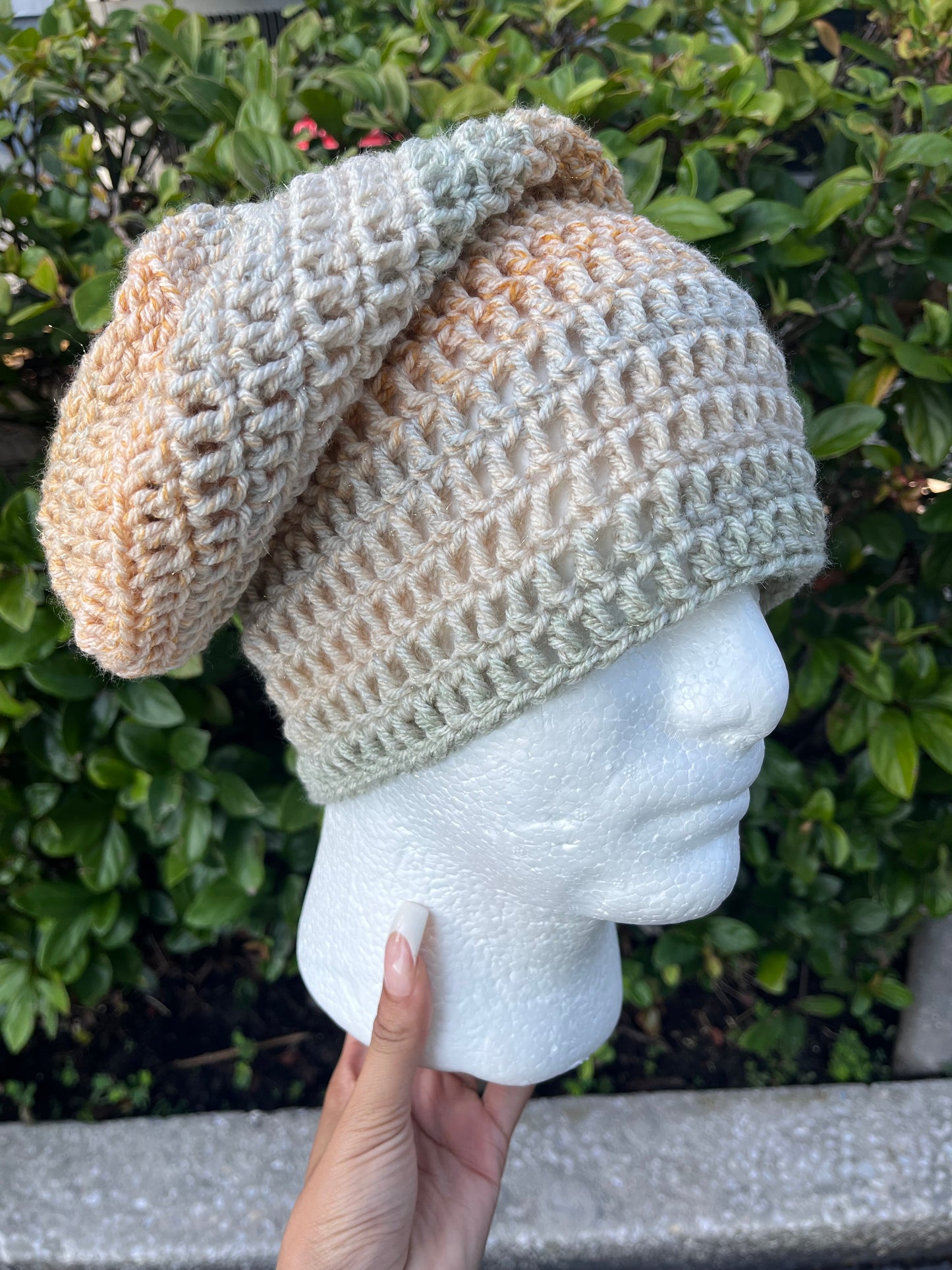 Sacramento (Medium Slouchy Beanie)