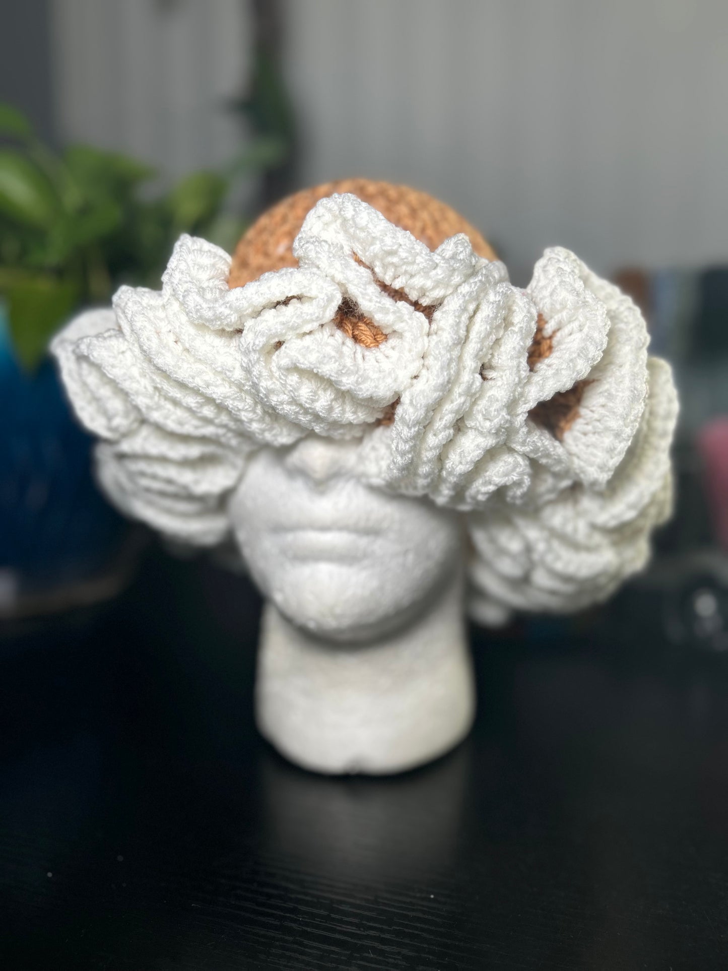 Crème Brûlée Bloom (Extra Ruffle)