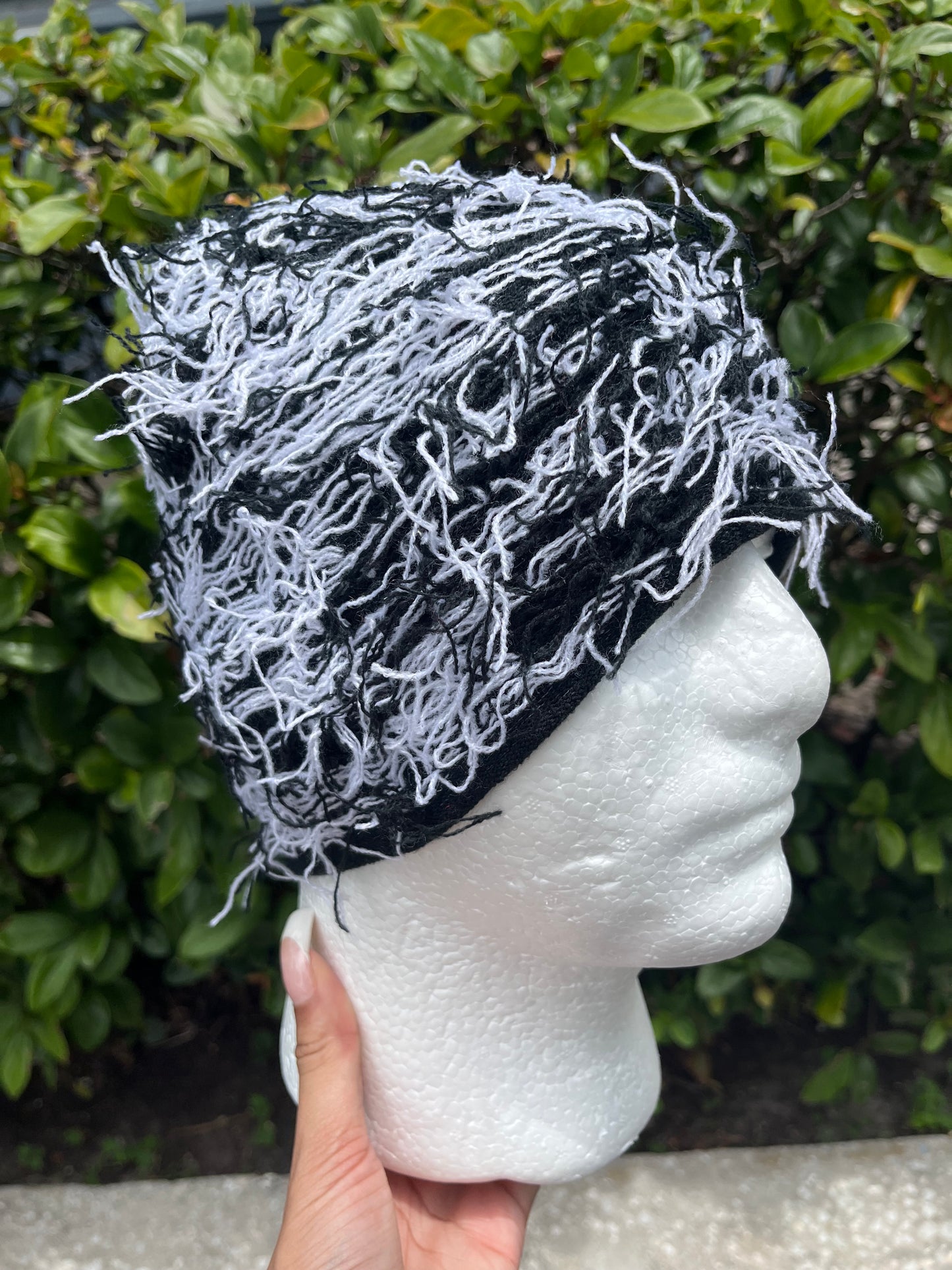 Black/White (Regular)