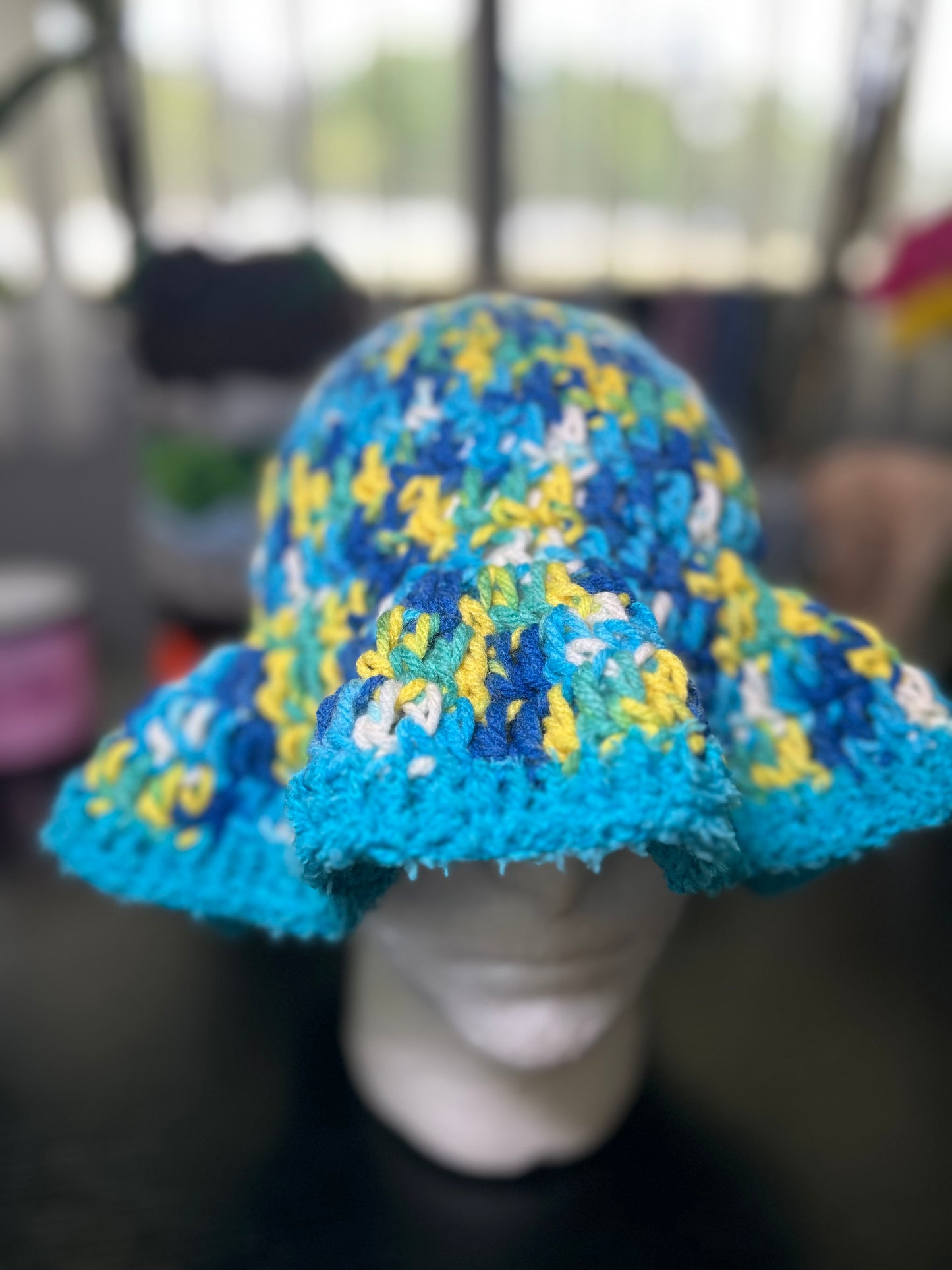 Coastal Breeze (Wavy)