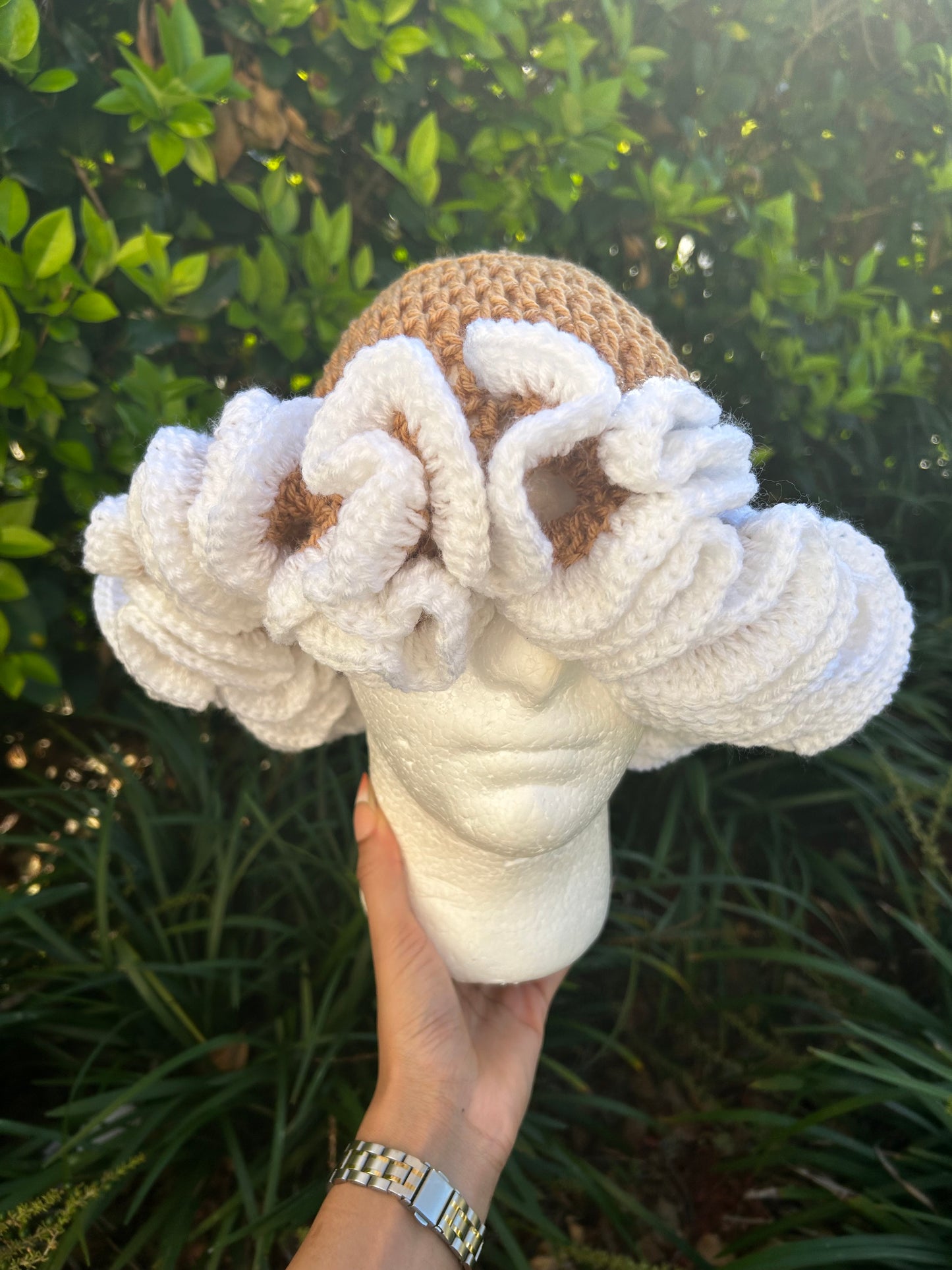 Crème Brûlée Bloom (Extra Ruffle)