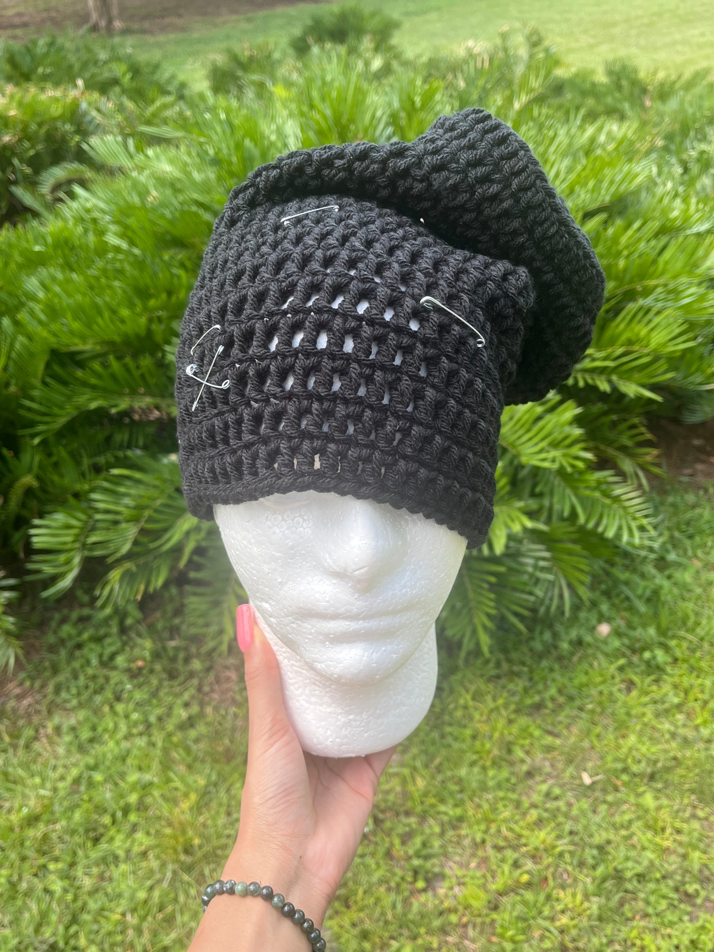 Shadow Pin (Medium Slouchy)