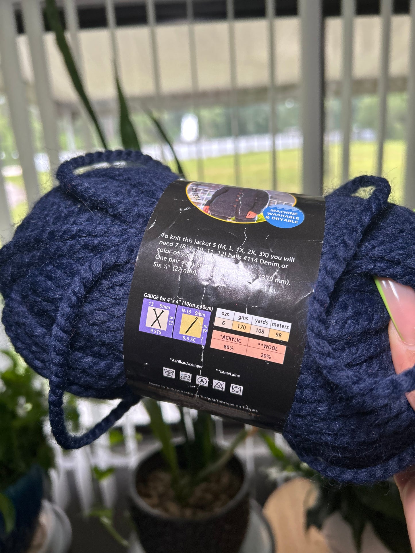 Lion Brand Wool-Ease Thick & Quick (Navy Blue)