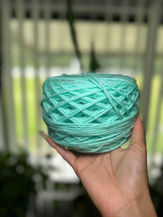 Mint Green Cake (6 oz)