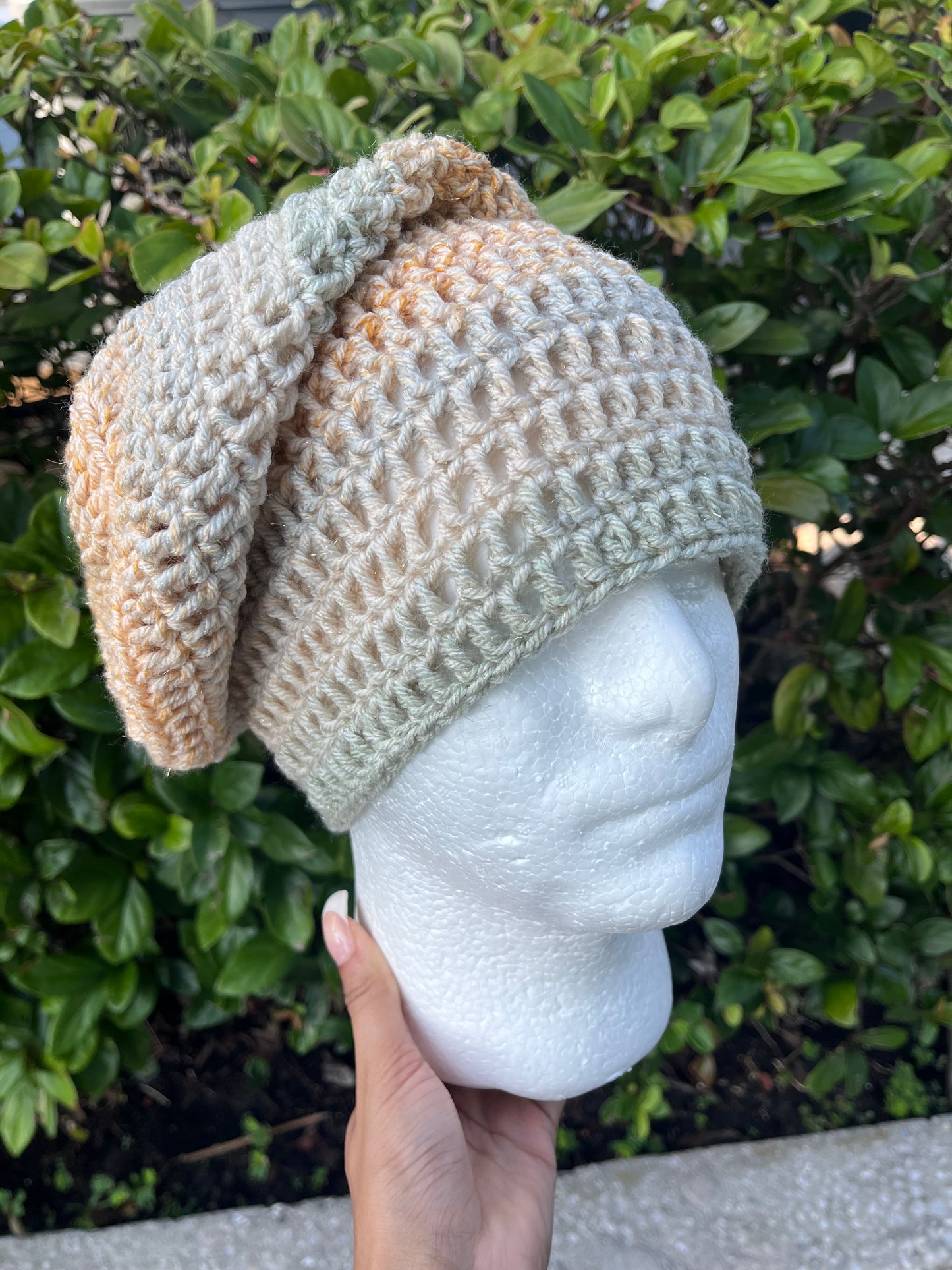 Sacramento (Medium Slouchy Beanie)