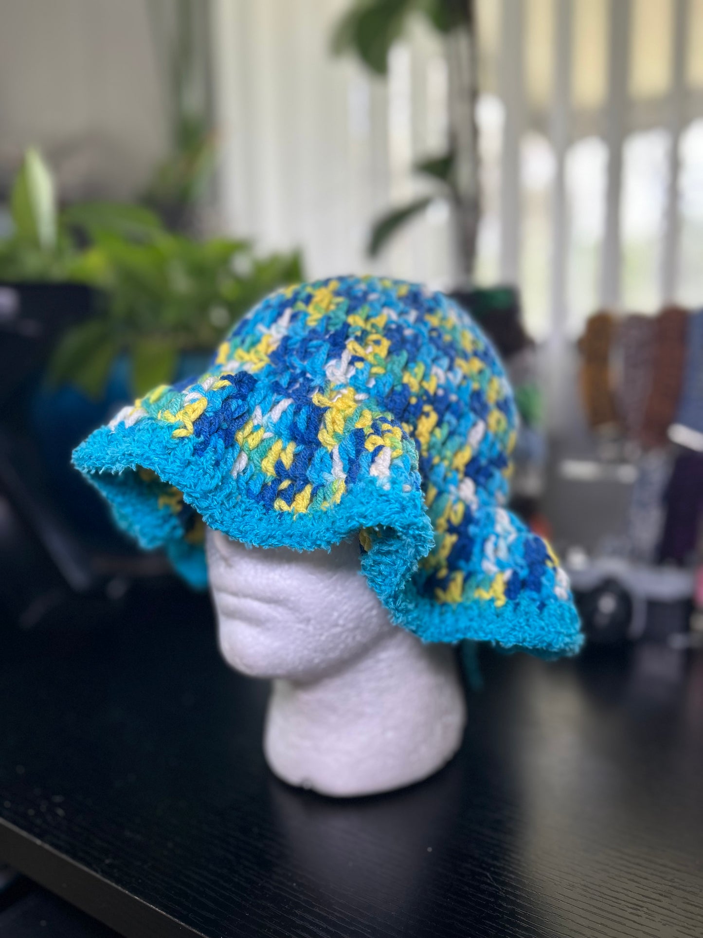 Coastal Breeze (Wavy)