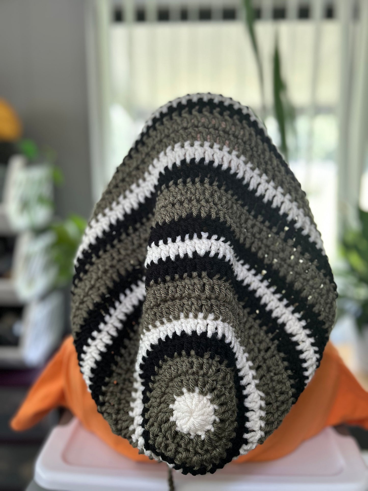 Moss & Marble (Loc Cap)