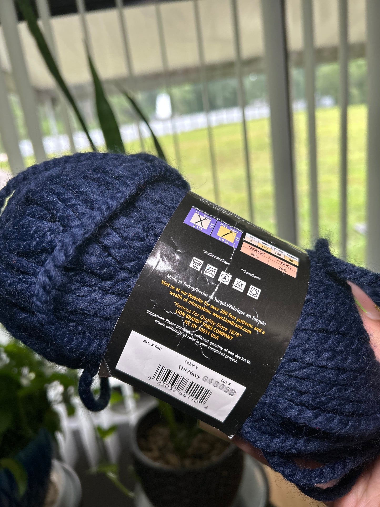Lion Brand Wool-Ease Thick & Quick (Navy Blue)