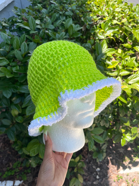 Slime w/ White Trim (Wavy)