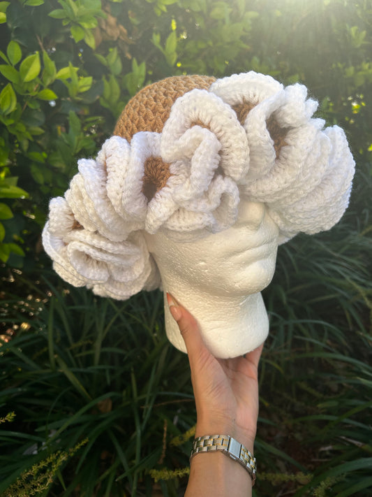 Crème Brûlée Bloom (Extra Ruffle)